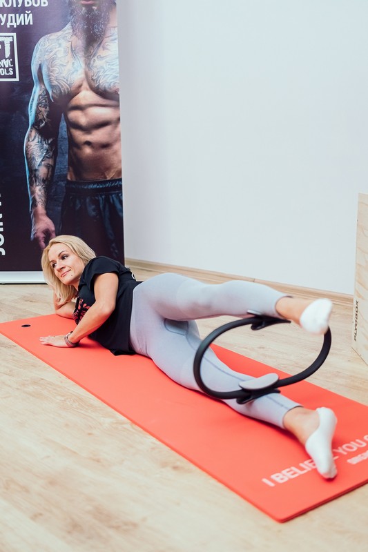 Кольцо для пилатес Original Fit.Tools изотоническое FT-PILATES-RING 533_800